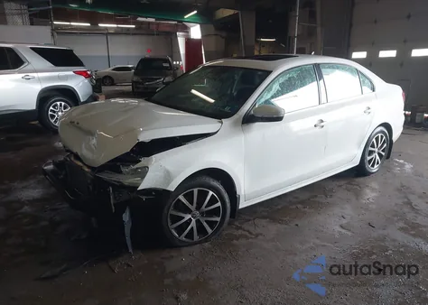 2017 Volkswagen Jetta 1.4T Se from USA, damaged, VIN 3VWDB7AJ2HM205207